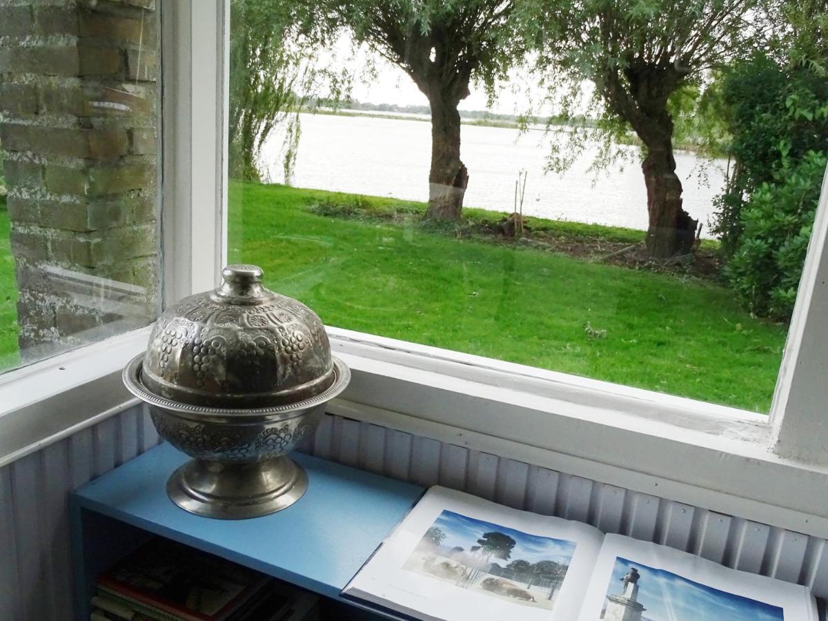 Reeuwijkse Plassen Bagian luar foto